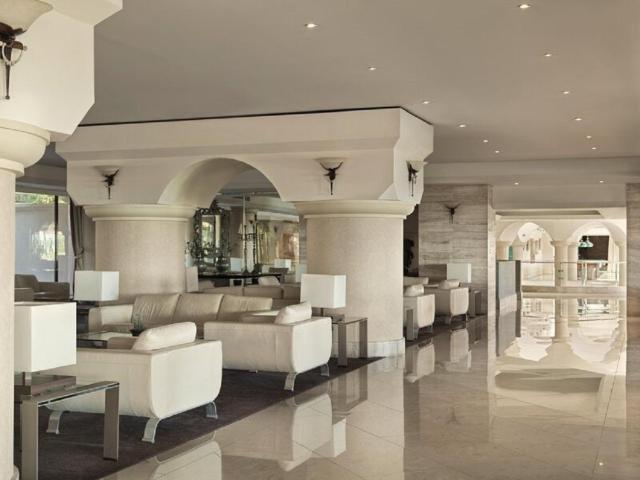 Esperos Palace