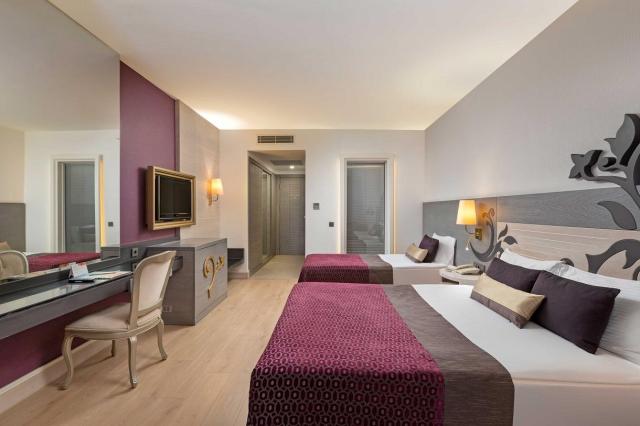 Kirman Hotels Belazur Resort & Spa