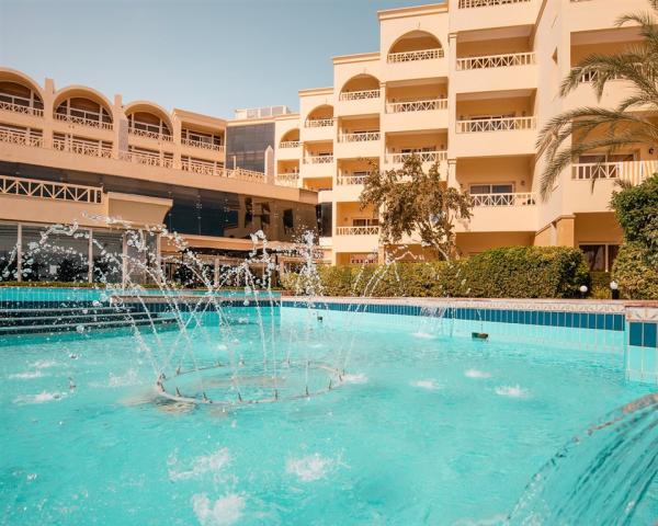 AMC Royal Hotel & Spa