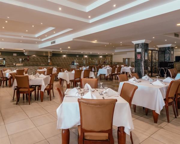 AMC Royal Hotel & Spa
