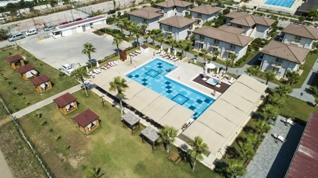 Crystal Boutique Beach Resort