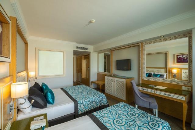 Crystal Waterworld Resort & Spa
