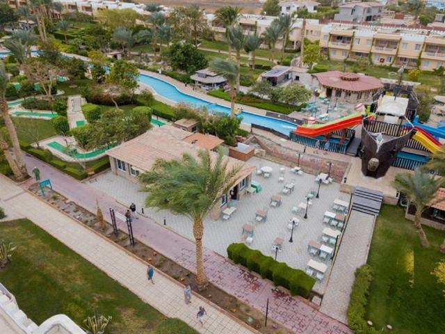 Golden Beach Resort