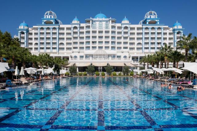 Rubi Platinum Hotel