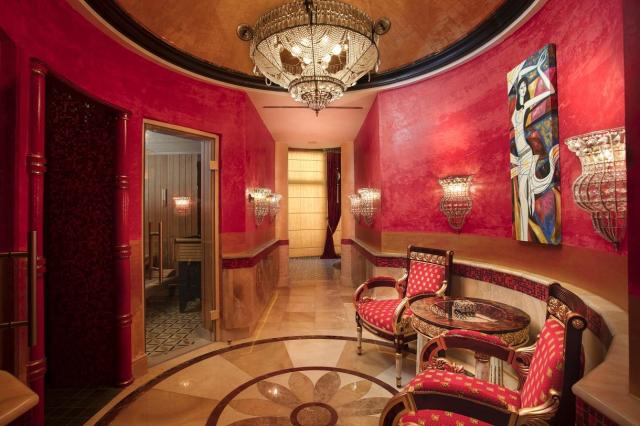 Titanic Mardan Palace