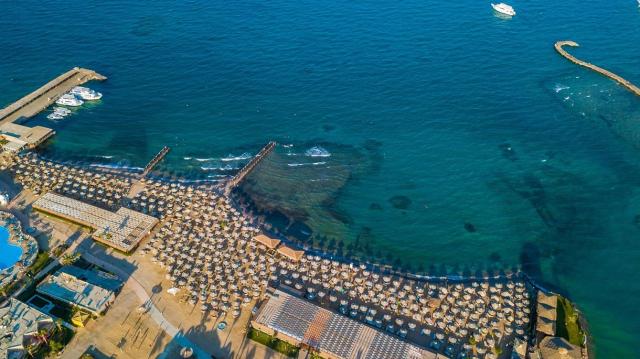 Pyramids Park Resort - Nílusi hajóút - Ali Baba Palace