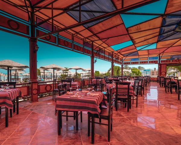 Pyramids Park Resort - Nílusi hajóút - AMC Royal Hotel & Spa
