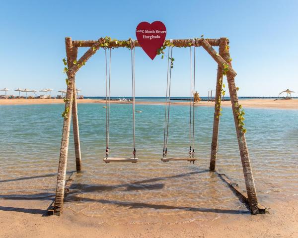 Pyramids Park Resort - Nílusi hajóút - Long Beach Resort