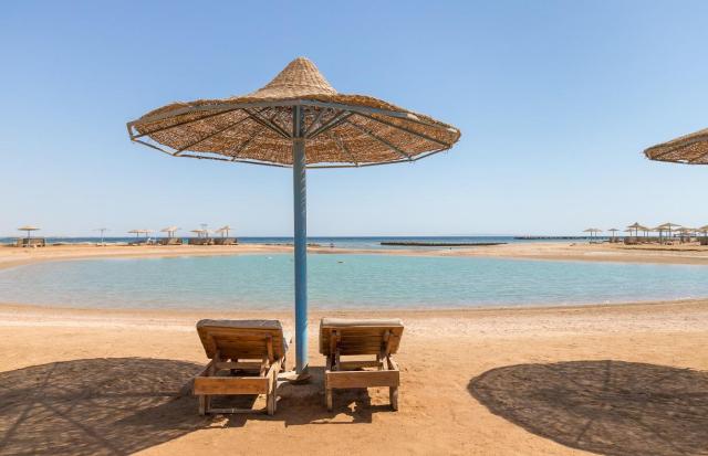 Pyramids Park Resort - Nílusi hajóút - Long Beach Resort