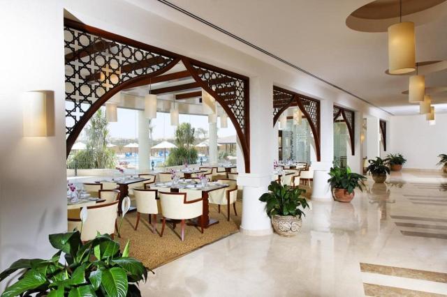 Helnan Dreamland - Nílusi hajóút - AMC Royal Hotel & Spa