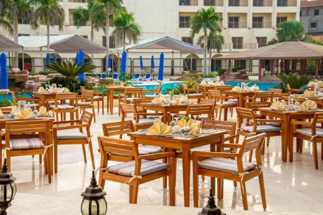Helnan Dreamland - Nílusi hajóút - AMC Royal Hotel & Spa