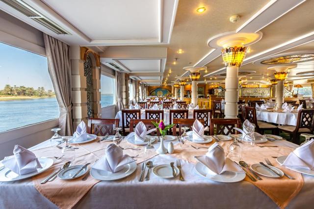 Helnan Dreamland - Nílusi hajóút - AMC Royal Hotel & Spa