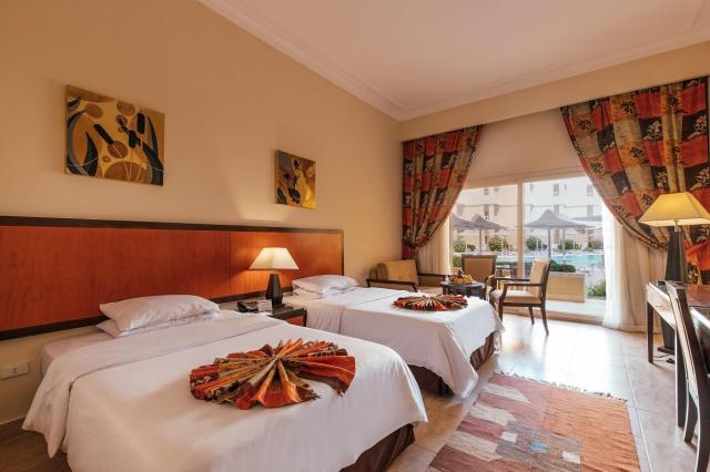 Helnan Dreamland - Nílusi hajóút - AMC Royal Hotel & Spa