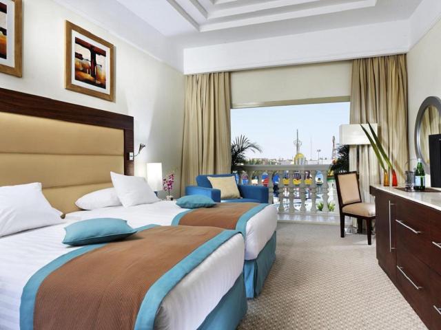 Helnan Dreamland - Nílusi hajóút - AMC Royal Hotel & Spa