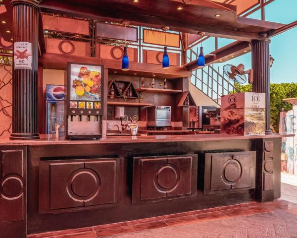 Helnan Dreamland - Nílusi hajóút - AMC Royal Hotel & Spa