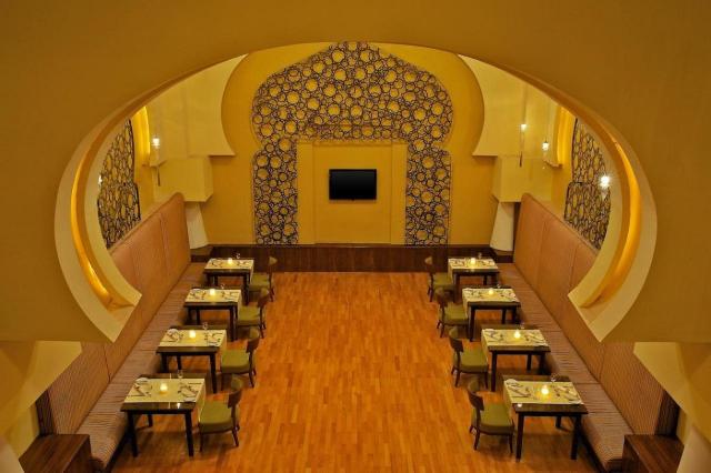 Helnan Dreamland - Nílusi hajóút - AMC Royal Hotel & Spa