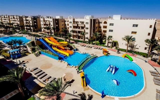 El Karma Aqua Beach Resort