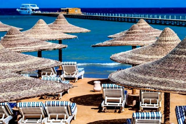 El Karma Aqua Beach Resort