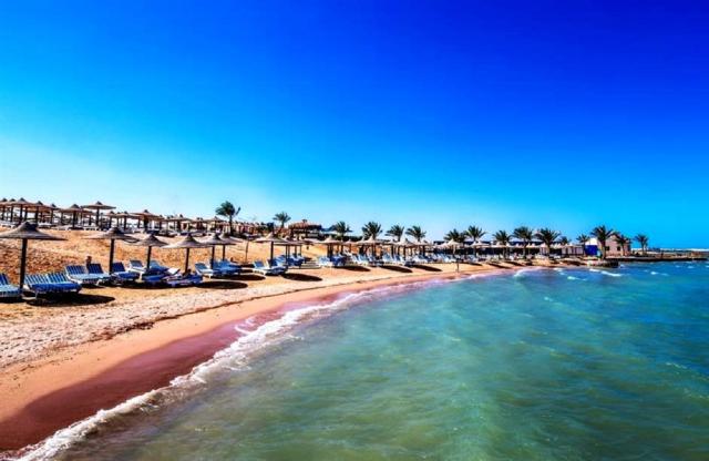 El Karma Aqua Beach Resort