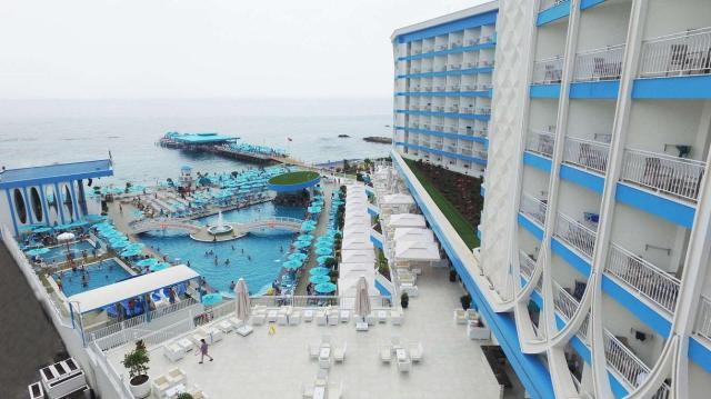 Granada Luxury Beach Avsallar