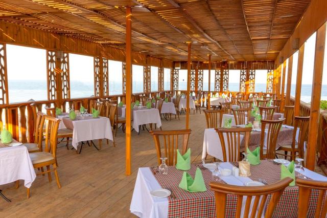 Parrotel Beach Resort