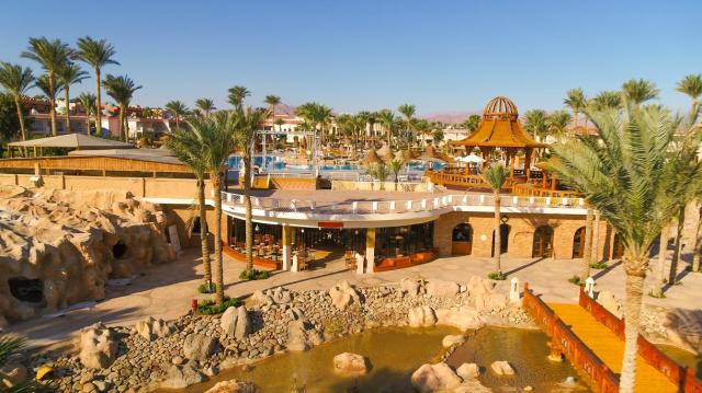 Parrotel Beach Resort