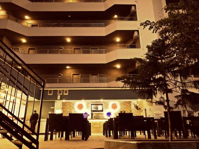 Acar Hotel