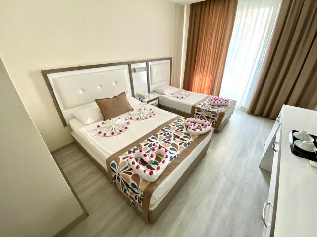 Acar Hotel