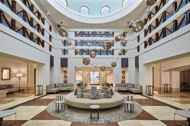 Sheraton Miramar Resort Hotel