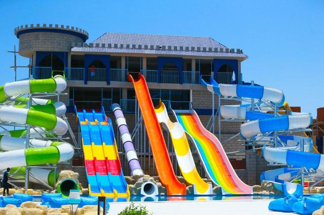 Gravity Hotel & Aqua Park Hurgada