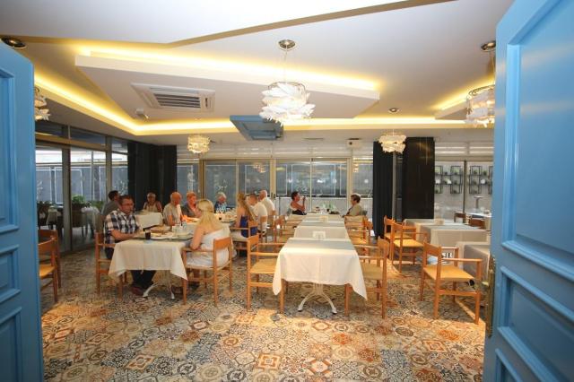 Sunprime C-Lounge