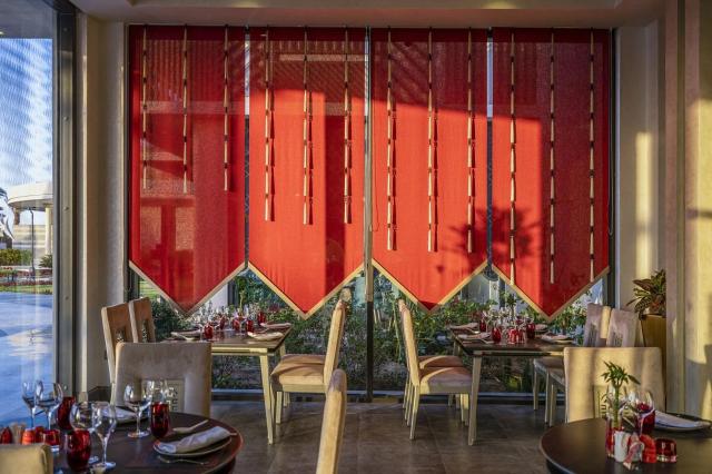 Rixos Premium Magawish Suites & Villas