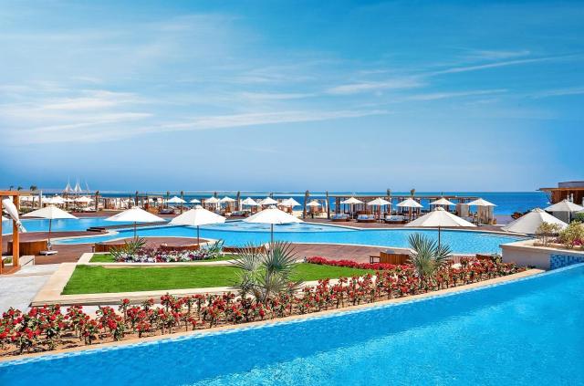 Rixos Premium Magawish Suites & Villas