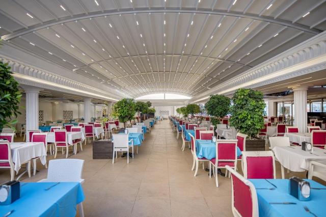 Beach Club Doganay Hotel