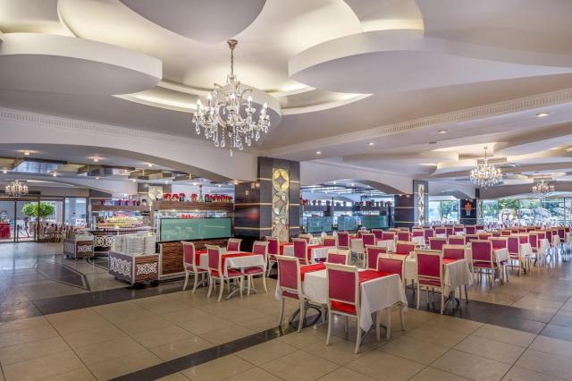 Beach Club Doganay Hotel