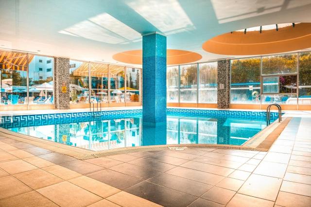 Cenger Beach Resort & Spa