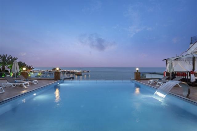 Granada Luxury Resort & Spa