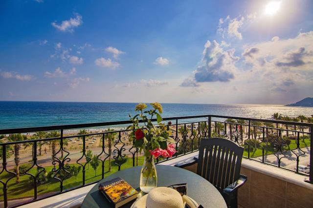 Kleopatra Royal Palm Hotel