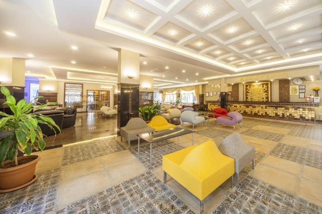 Kleopatra Royal Palm Hotel