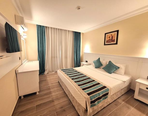 Kleopatra Royal Palm Hotel