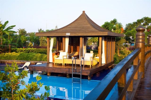 Limak Lara De Luxe Hotel