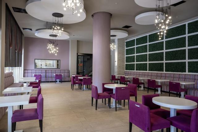 L'Oceanica Beach Resort Hotel