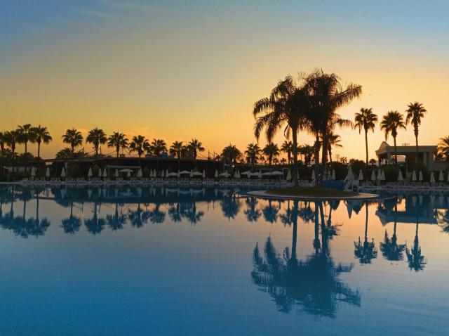 Miracle Resort