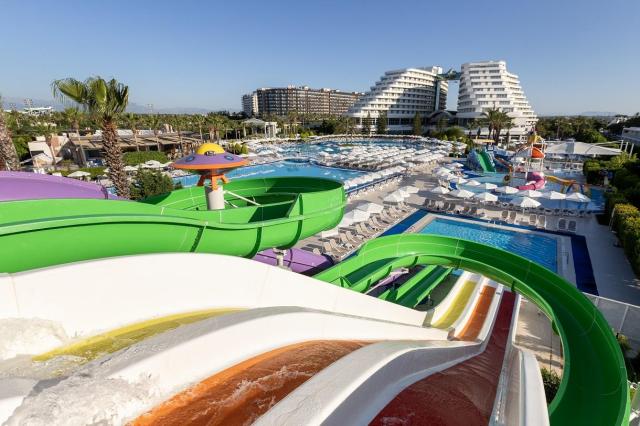 Miracle Resort