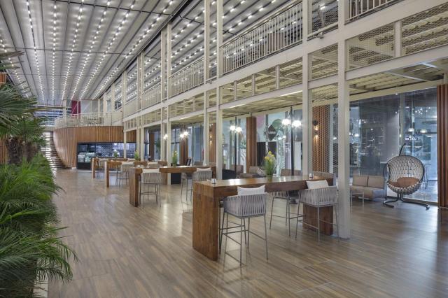 Kervansaray Lara Hotel