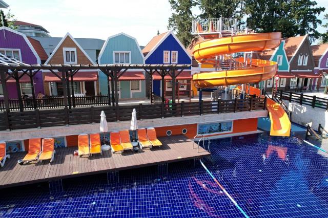 Orange Country Resort