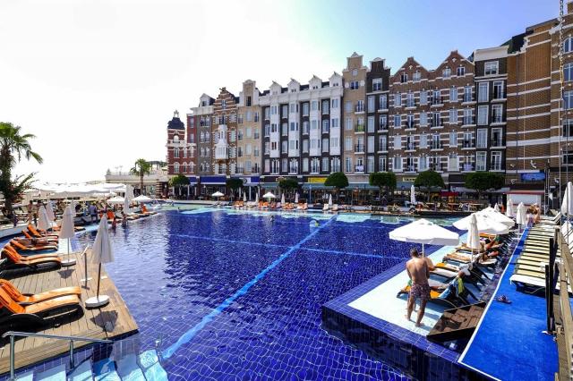 Orange Country Resort