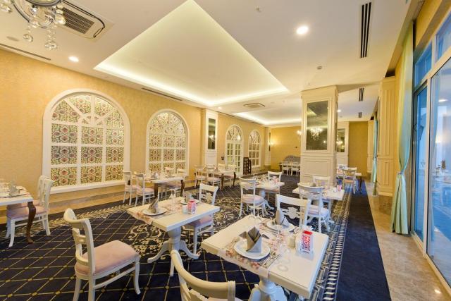 Oz Hotels Side Premium