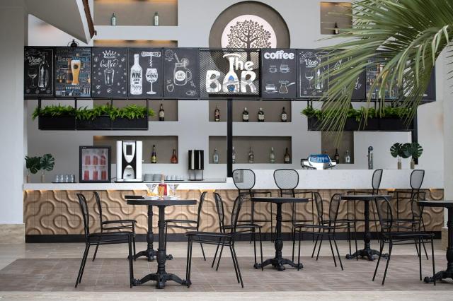 Oz Hotels Side Premium