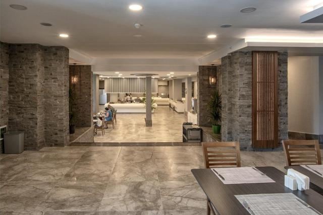 Riviera Zen Hotel